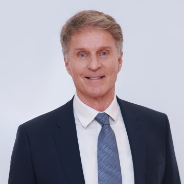 Fraser White